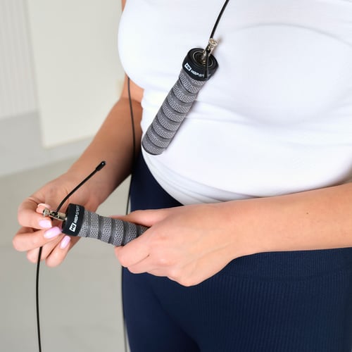 Skakanka z łożyskami i miękkim