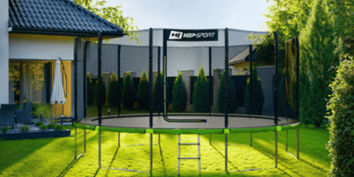 Co można robić na trampolinie? Od zabawy po trening fitness