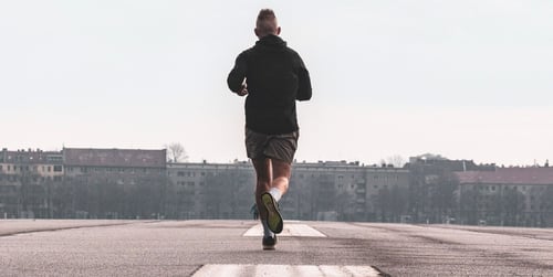 Tempo biegania – jak je poprawić i dopasować prędkość biegu do swoich celów