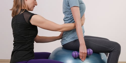 Ćwiczenia na skoliozę - czy można pokonać boczne skrzywienie kręgosłupa bez operacji?