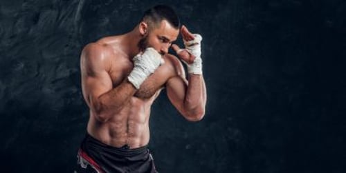 Jak trzymać gardę? Klucz do skutecznej obrony w boksie i sportach walki