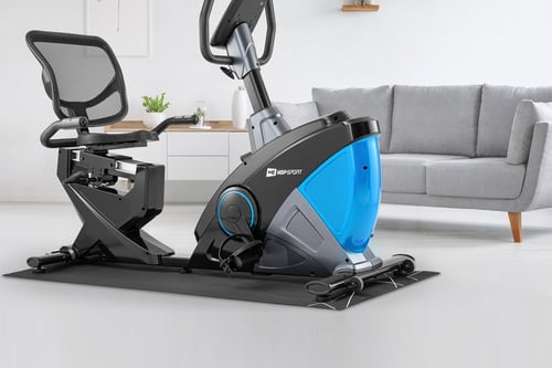 Rower stacjonarny poziomy czy pionowy – który wybrać do ćwiczeń w domu