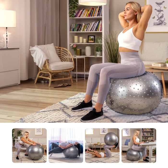 srebrna piłka gimnastyczna o średnicy 65cm z wypustkami marki Hop-Sport