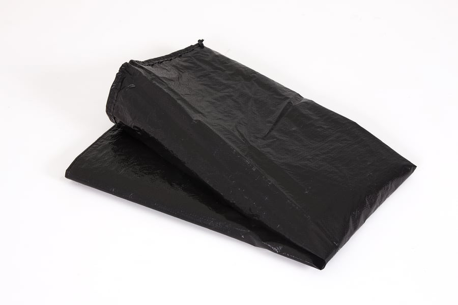 Osłona przeciwdeszczowa na tram - 1