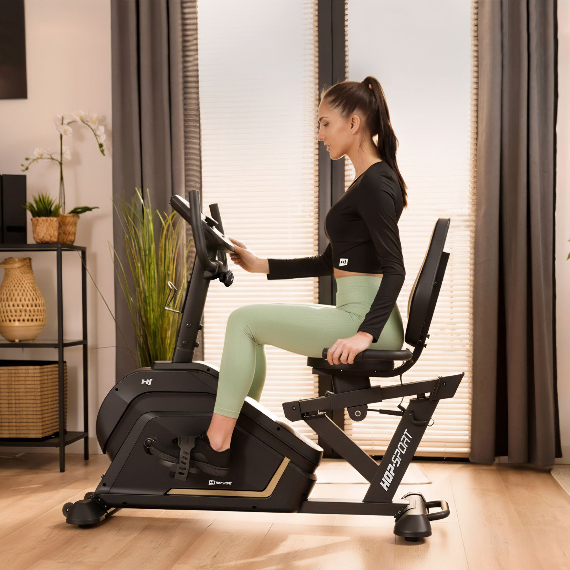 Rower stacjonarny poziomy Ravel to model dla początkujących, jak i zaawansowanych użytkowników