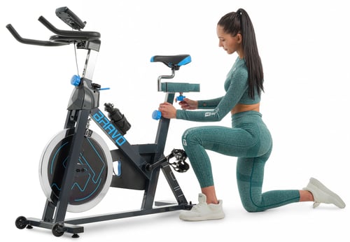 Rower spiningowy – trening indoor